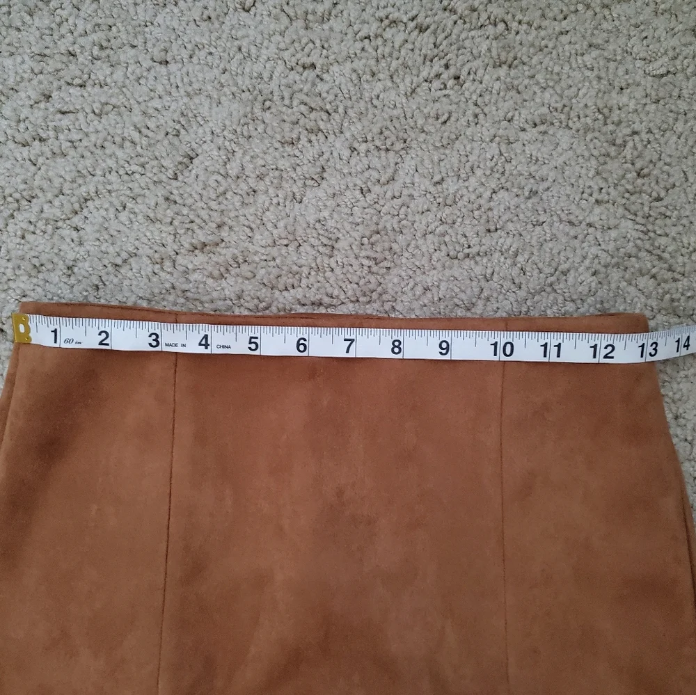 Forever 21 suede lace up mini skirt - Picture 4 of 5